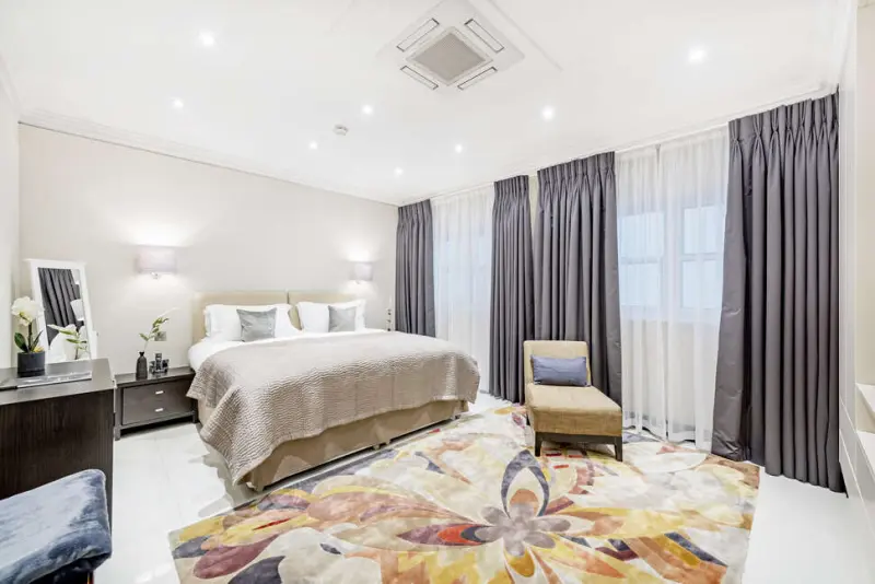 130 Queen's Gate Apartments
