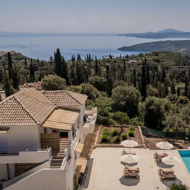 Askos Suites