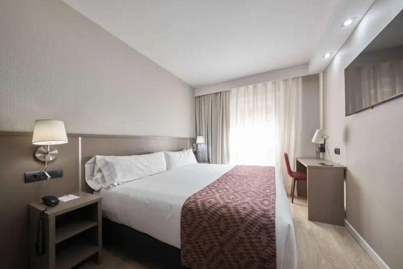 Hotel Catalonia Park Güell