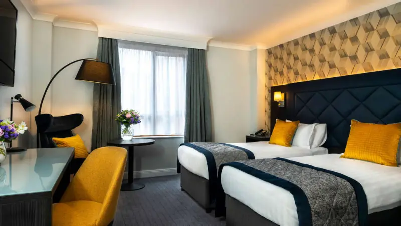 Camden Court Hotel