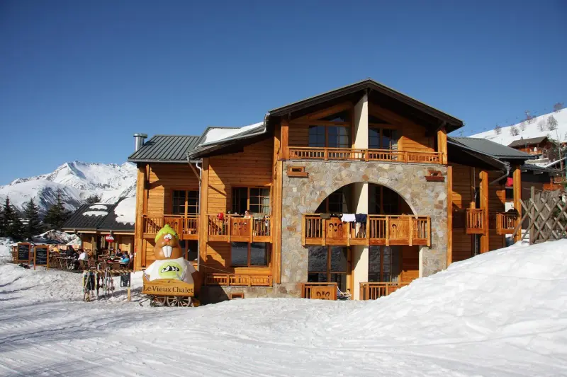 Sunweb Hotel Bar Restaurant Aiguille Lodge