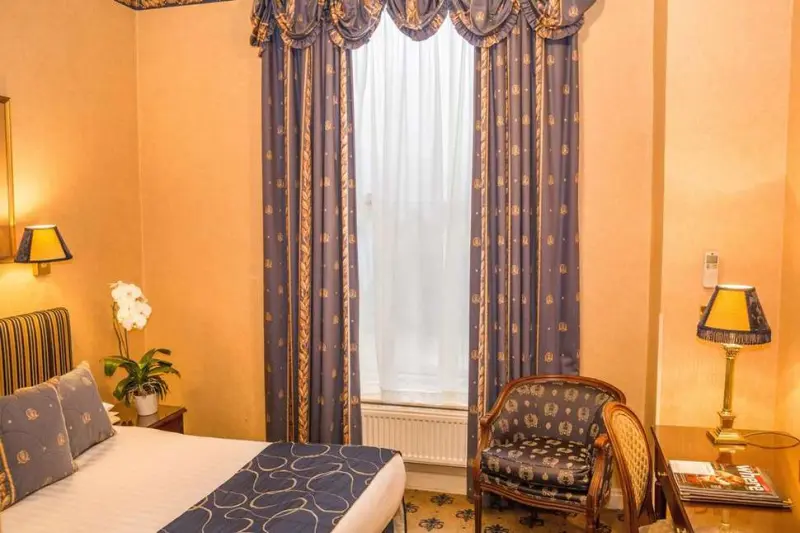 London Lodge Hotel