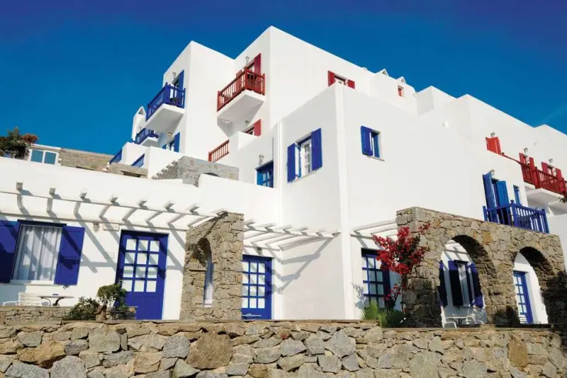 Kamari Hotel