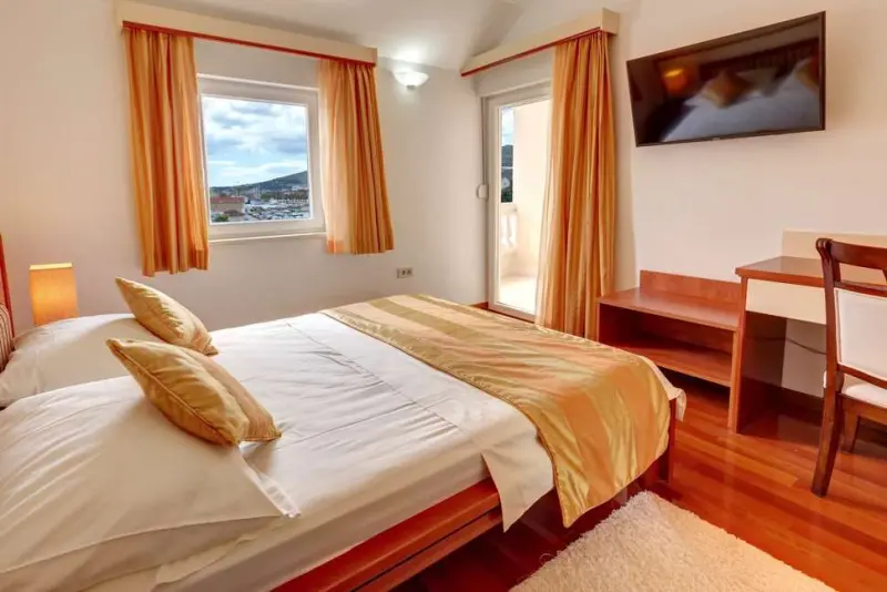 Hotel Trogir Palace