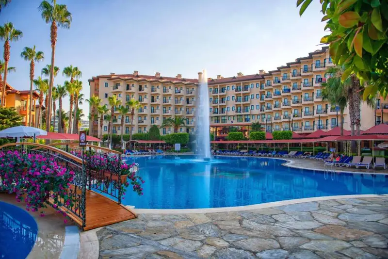 Miramare Queen Hotel