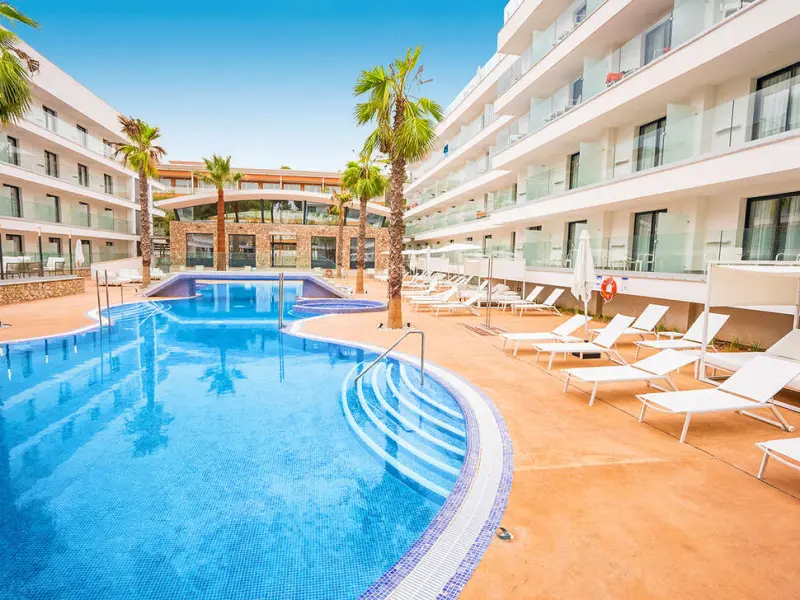 Hotel Morlans Suites “Adults Only”