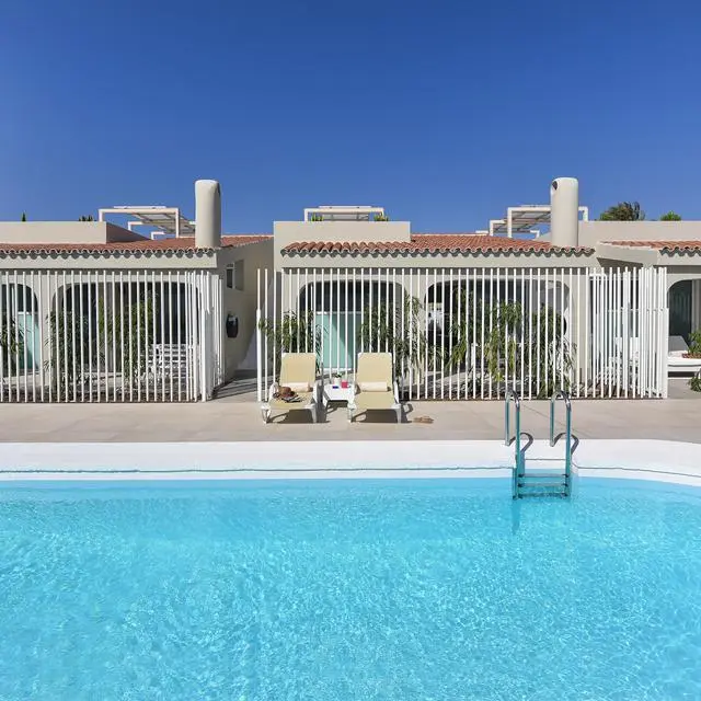 Bungalows New Velsuites