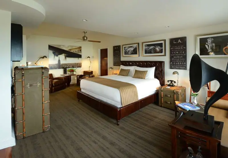 National Hotel
