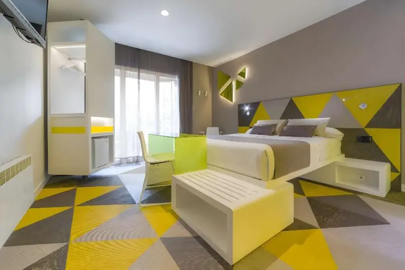 Hotel Macià Sevilla Kubb