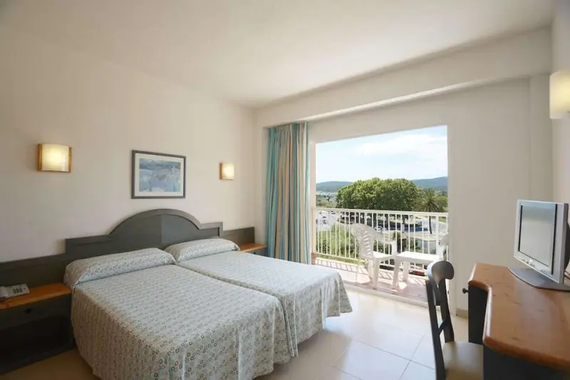 Invisa Hotel Es Pla - Adults Only