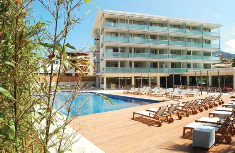 Aimia Hotel