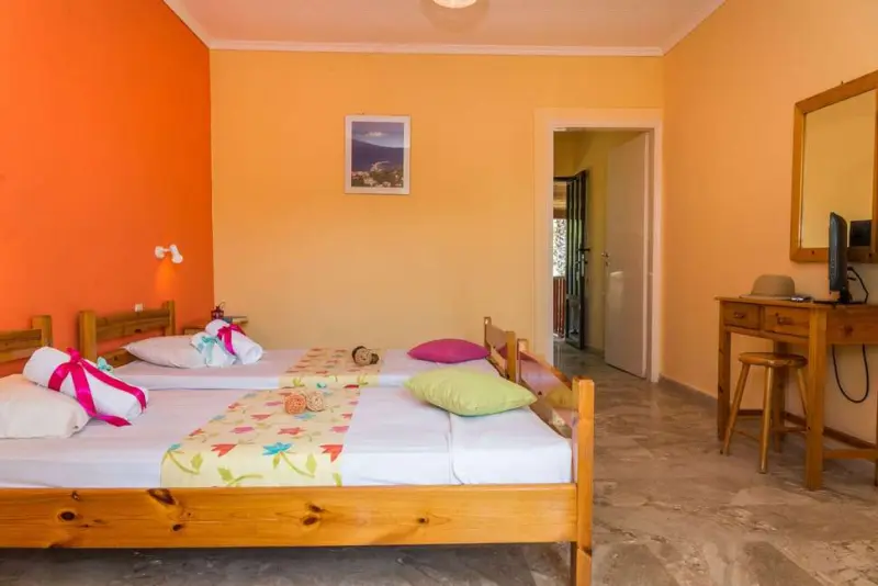 Roussa's Apartments