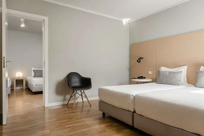 Clip Hotel