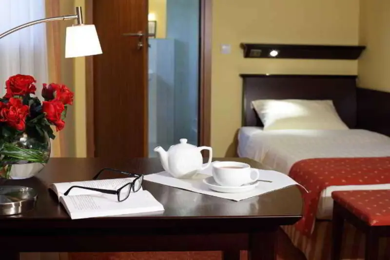 ASCOT HOTEL