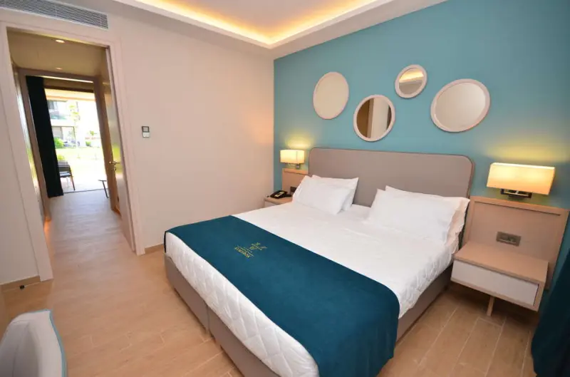 Almyros Beach Hotel