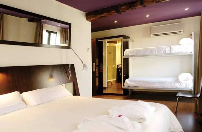 Petit Palace Arana