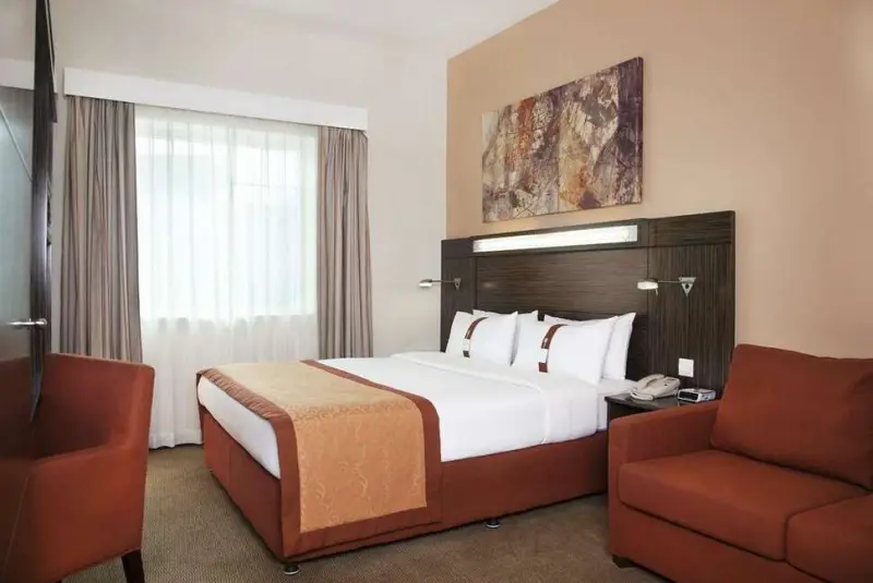 Holiday Inn Express Dubai - Safa Park by IHG