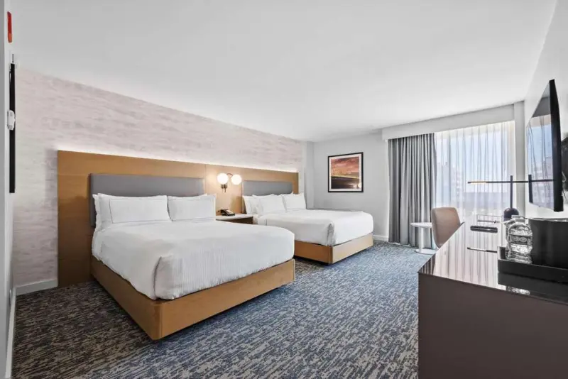 DoubleTree by Hilton New York JFK Airport
