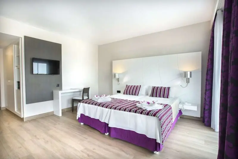 Mar Hotels Playa de Muro Suites