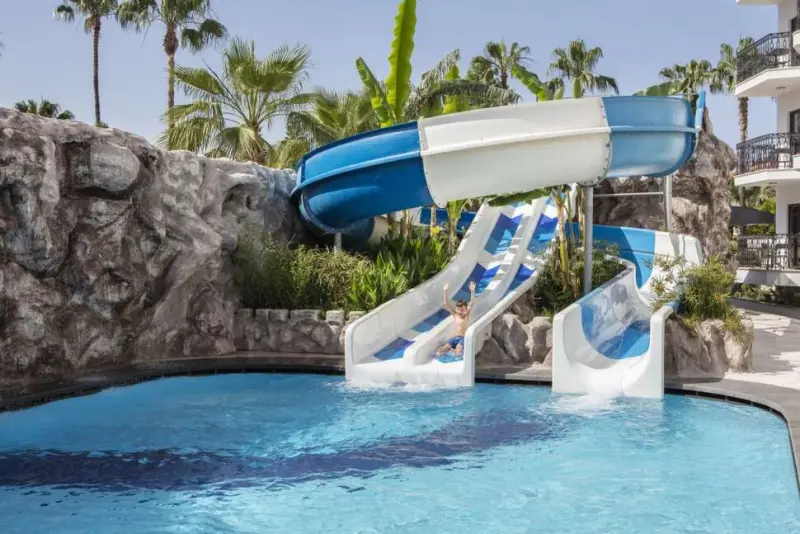Blue Marlin Deluxe Spa & Resort