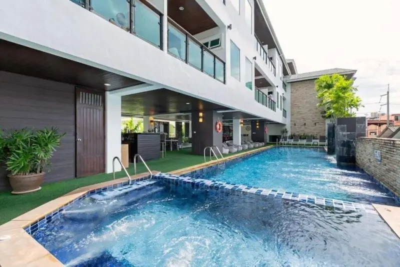 Baramee Resortel, Patong