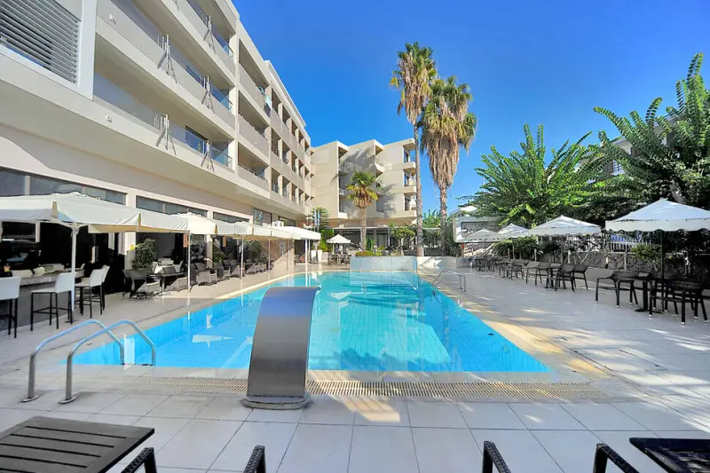 Saint Constantine Hotel