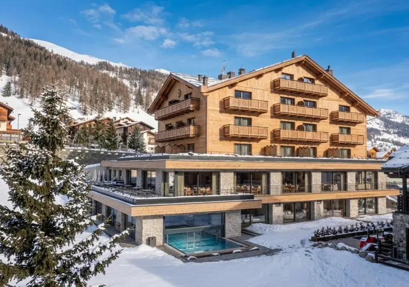 Paradise Lodge
