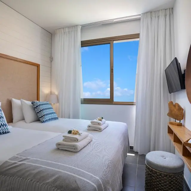 Chris Le Mare Gold Luxury Villa