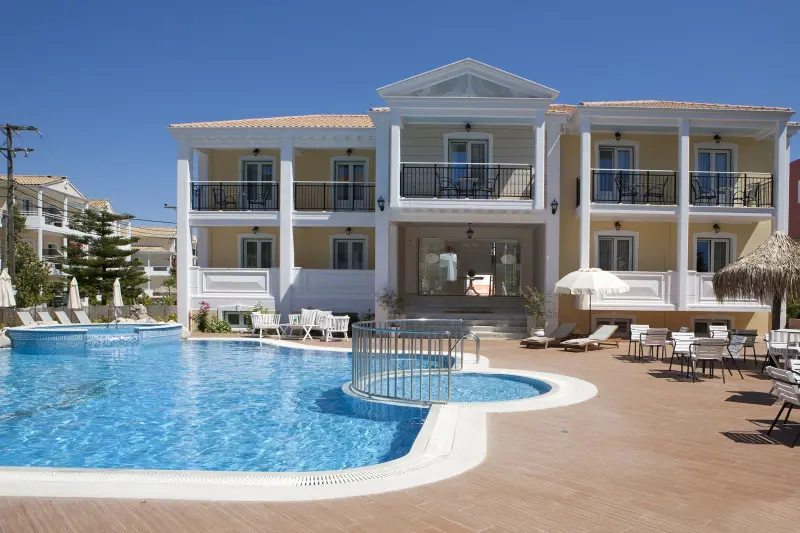 Royal Nidri Hotel & Apartments