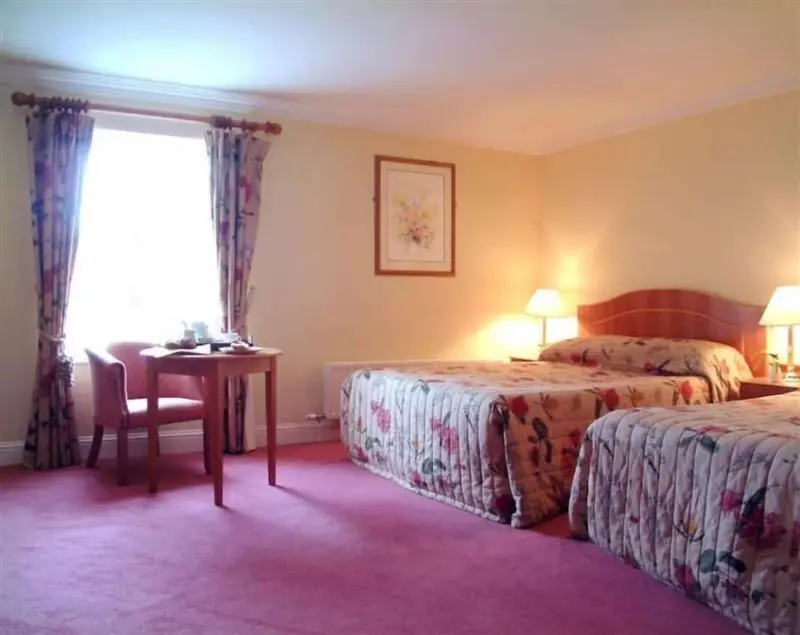 Castle Oaks House Hotel & Estate