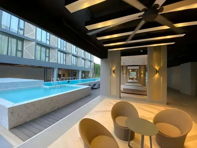 Canalis Suvarnabhumi Airport Hotel