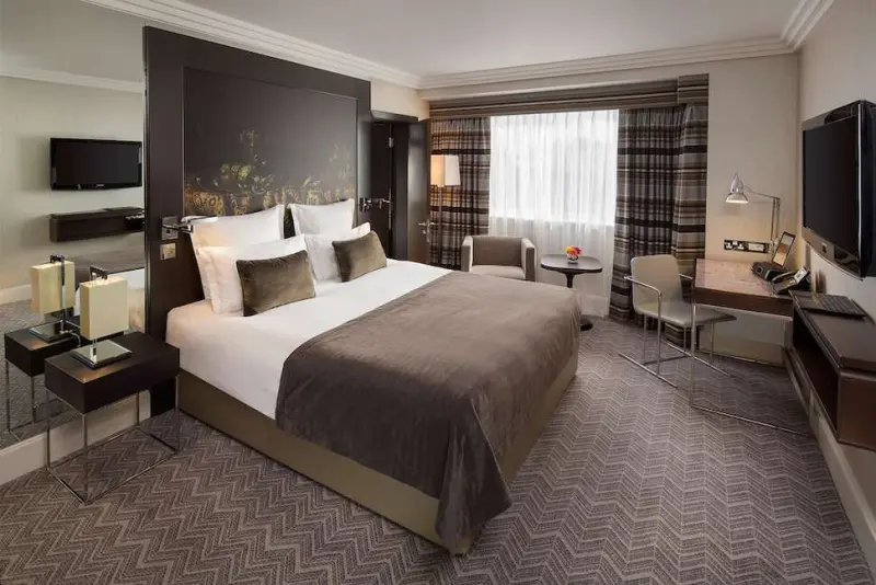 The Lowndes London