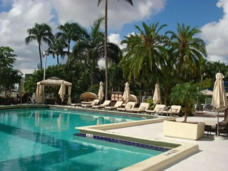 Pullman Miami Airport