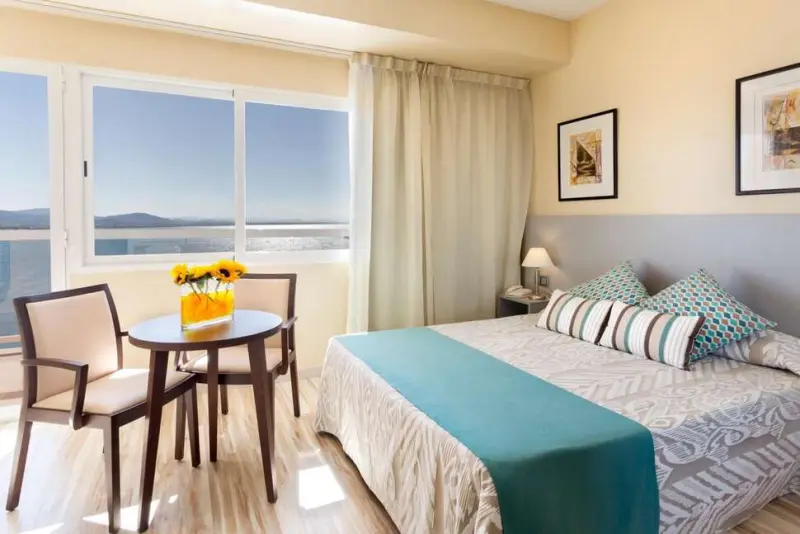 Izan Cavanna Hotel