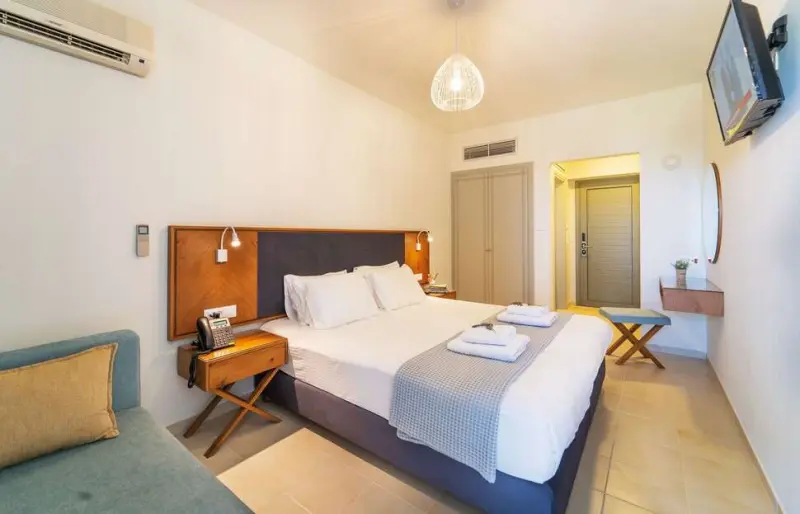 ACHILLES HILL HOTEL