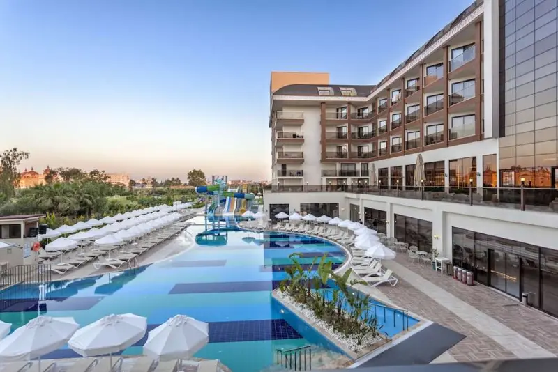 Glamour Resort Spa Hotel