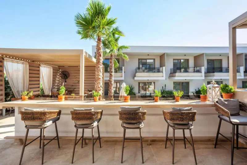 Pefki Deluxe Residences