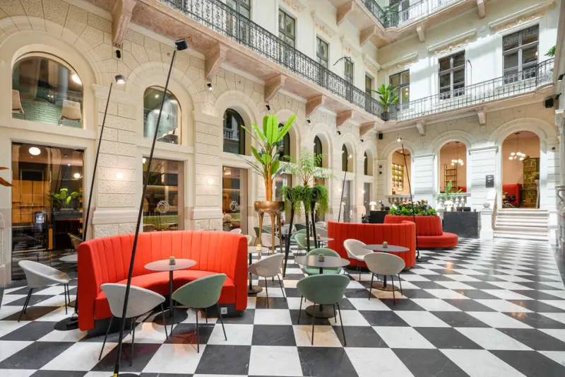 Hotel Oktogon Haggenmacher by Continental Group