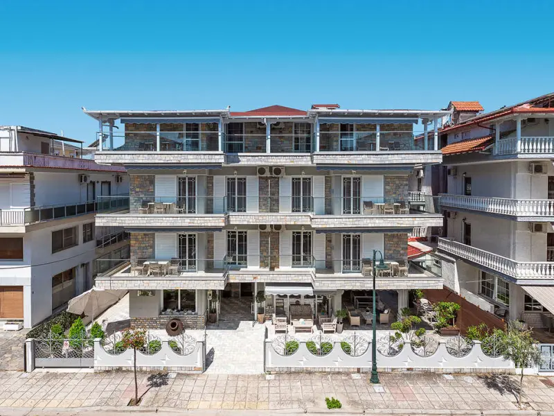 Ouzas luxury Hotel Ξενοδοχείο