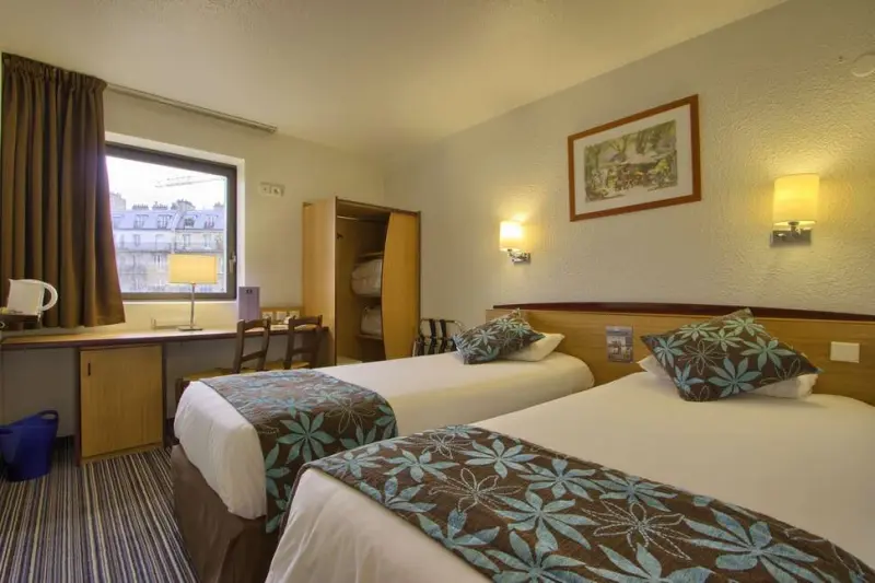B&B HOTEL Paris 17 Batignolles