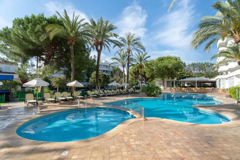 Tropicana Hotel