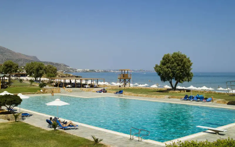 Kernos Beach Hotel & Bungalows