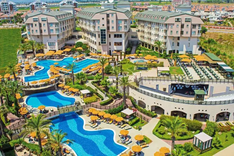 Novum Garden Side Hotel