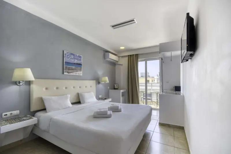 Astron Hotel