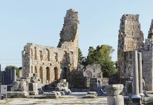 ruines van Perge