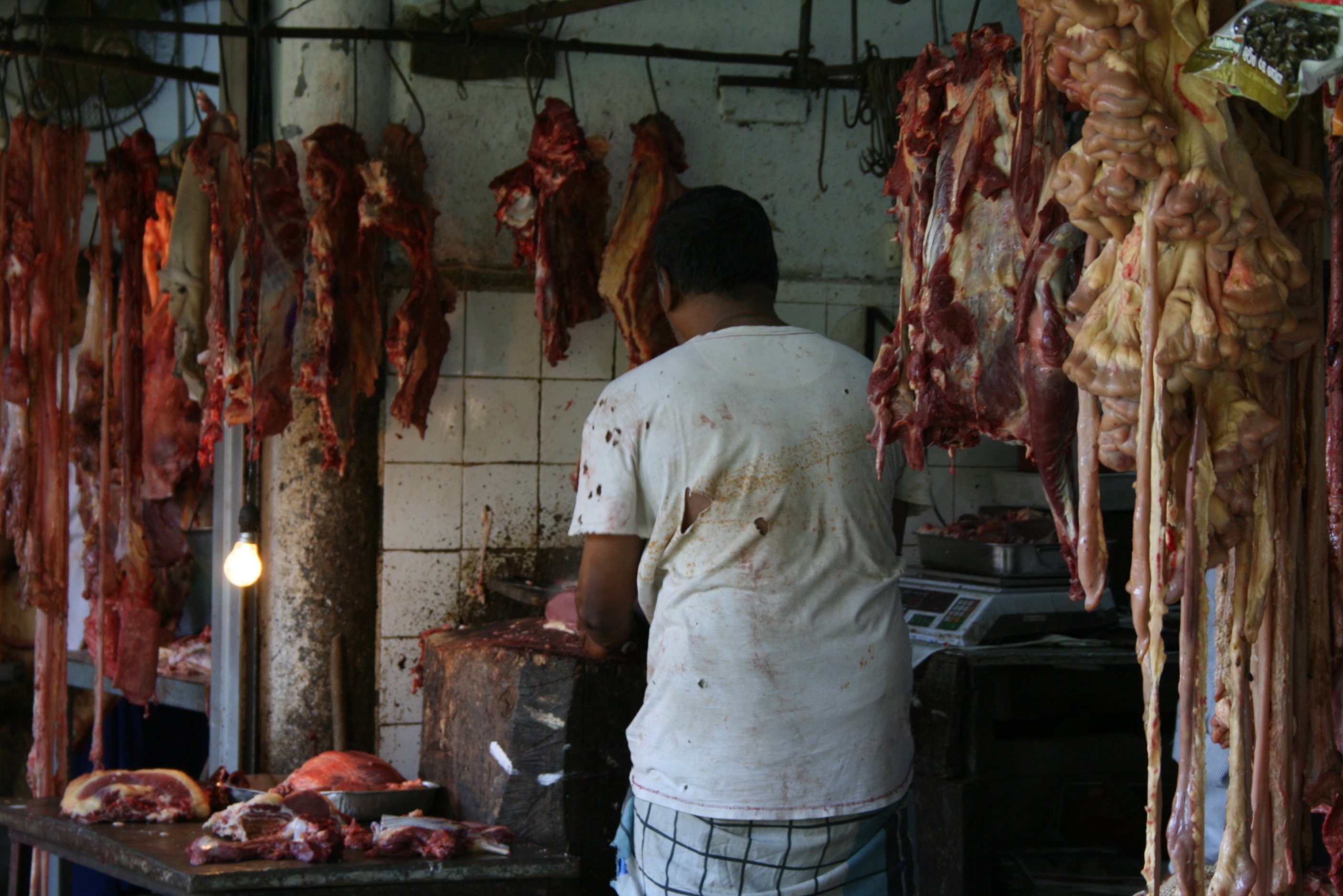 De plaatselijke slager in Kandy...