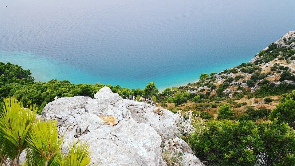 Sorm boven Makarska