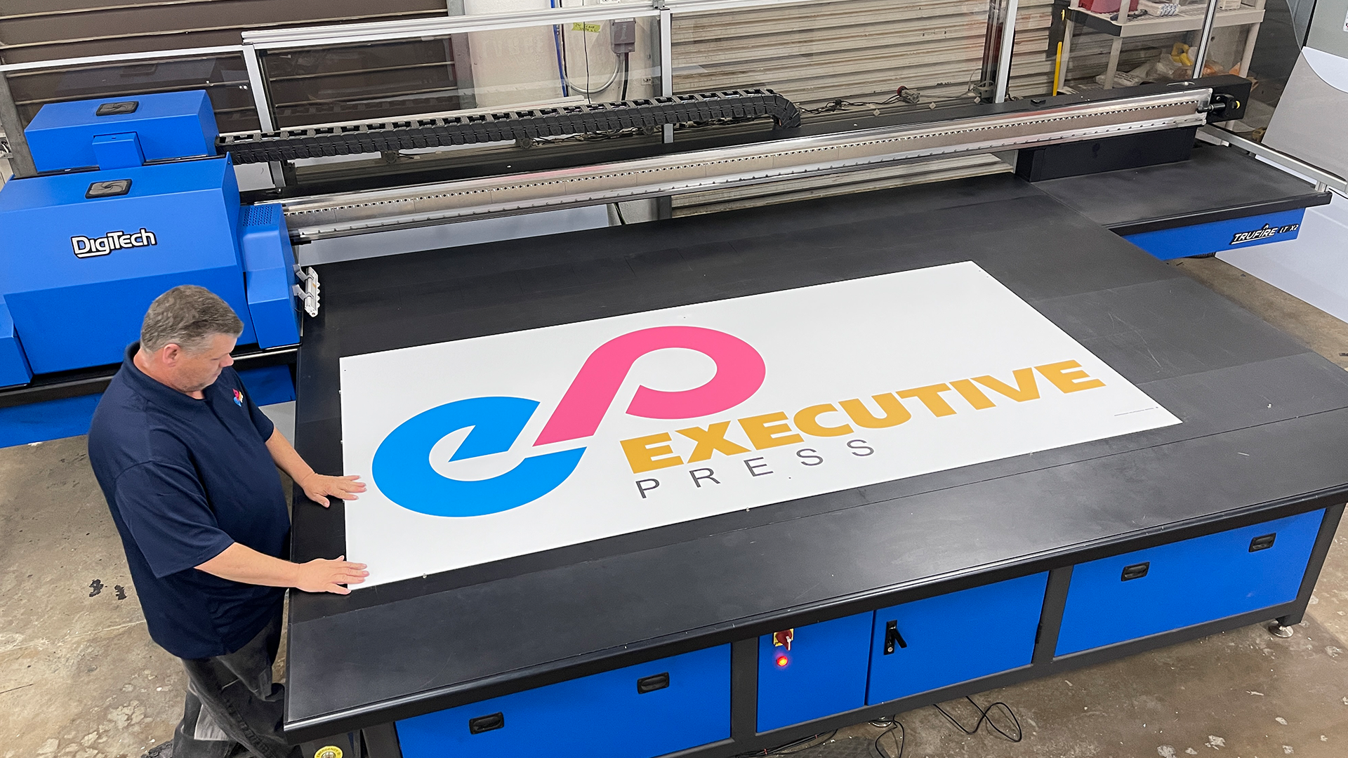 Large Format Printing/Installation