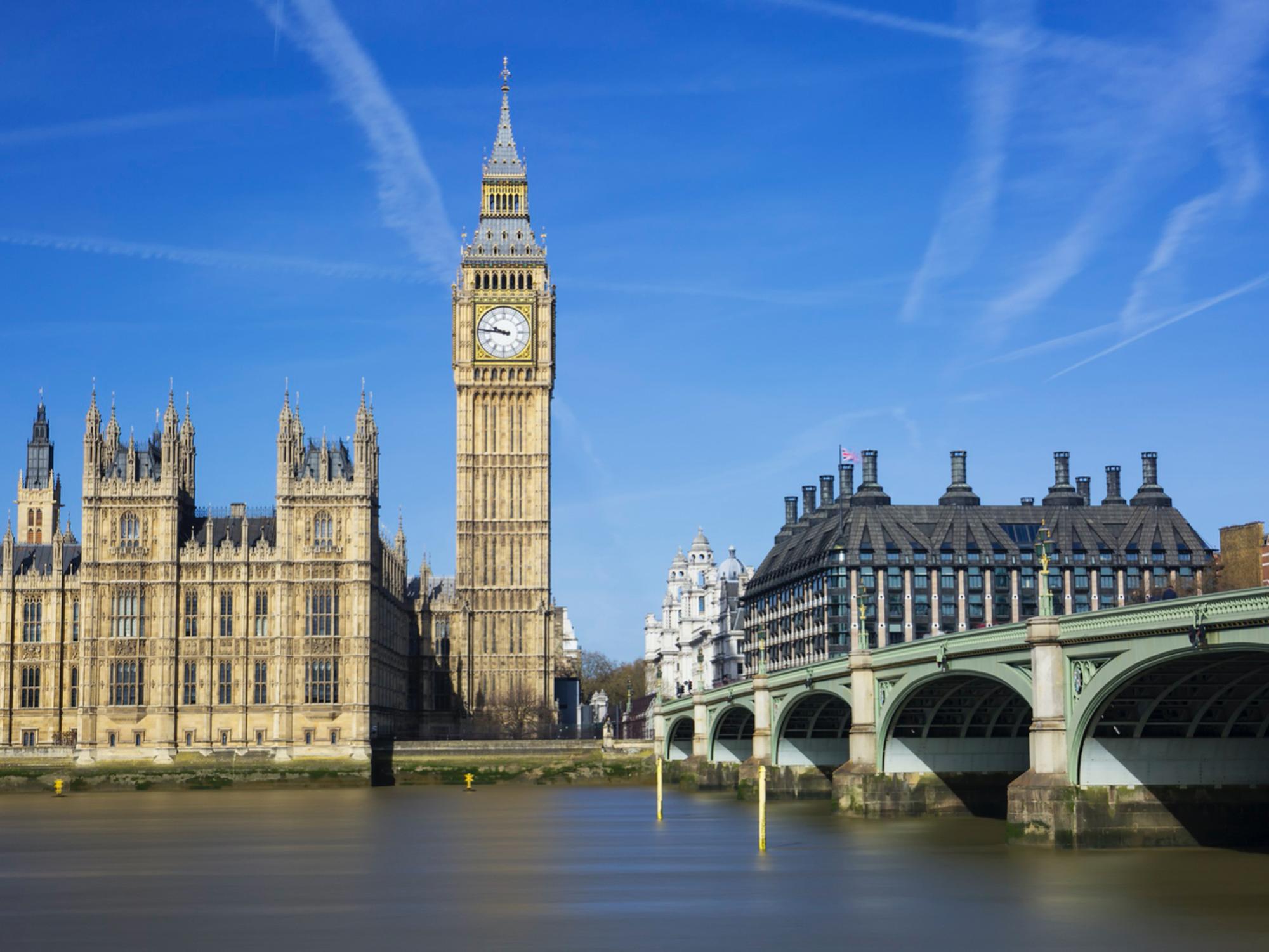 移民英國要注意水質問題，什麼是軟水硬水？硬水容易引致脫髮嗎？