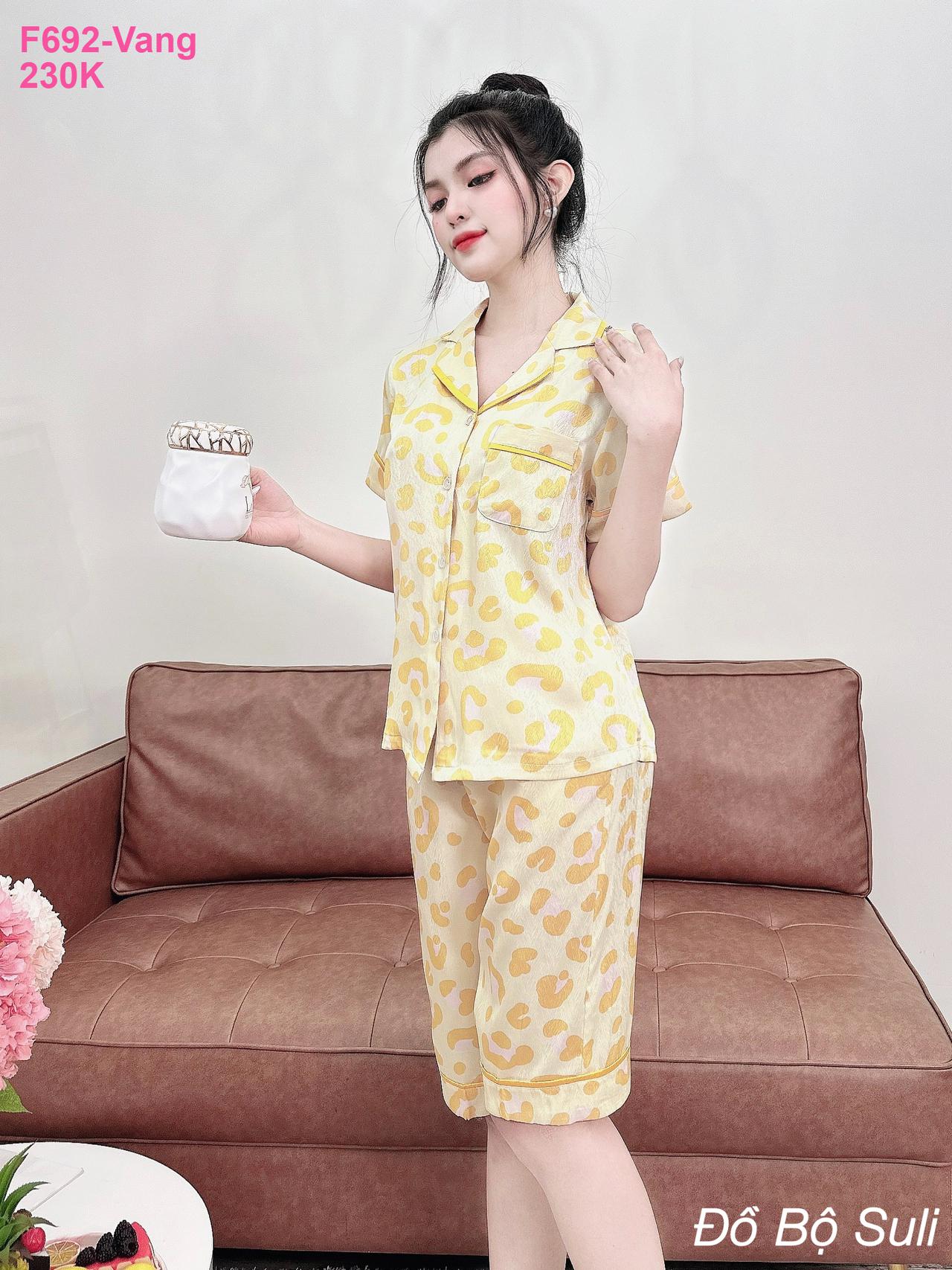 Pijama Lụa Xước Lửng Họa Tiết Dễ Thương - màu 